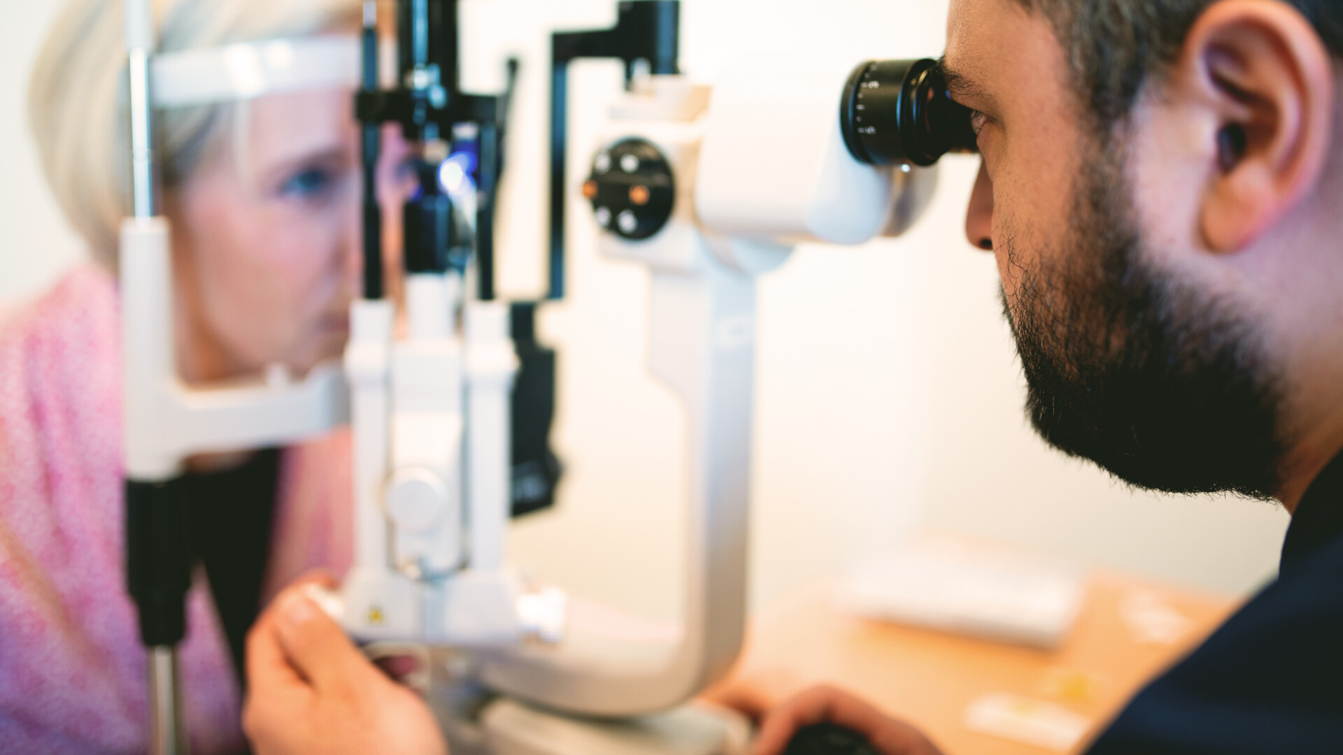 Unders&ouml;kning av &ouml;gon