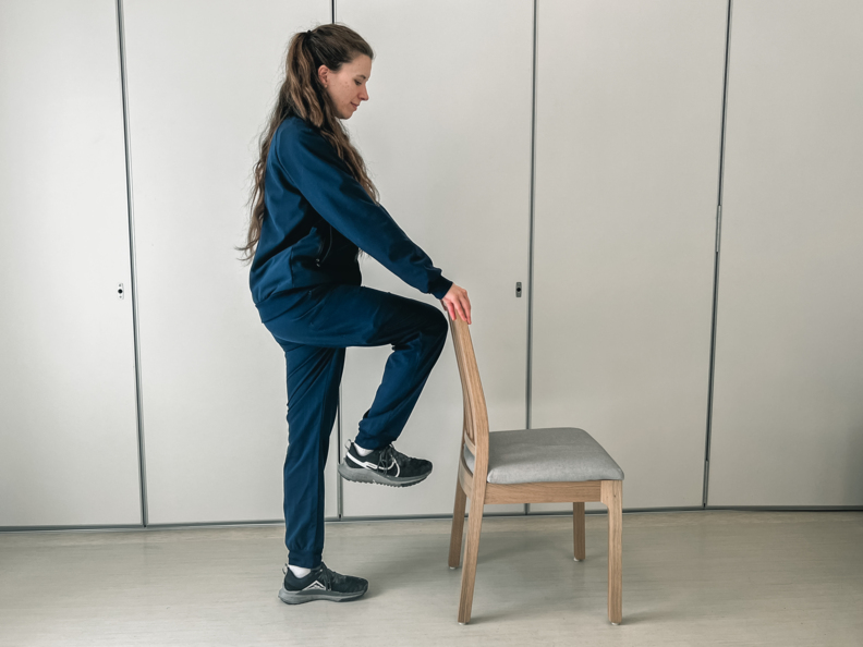 1.Stående knälyft 1.Stående knälyft